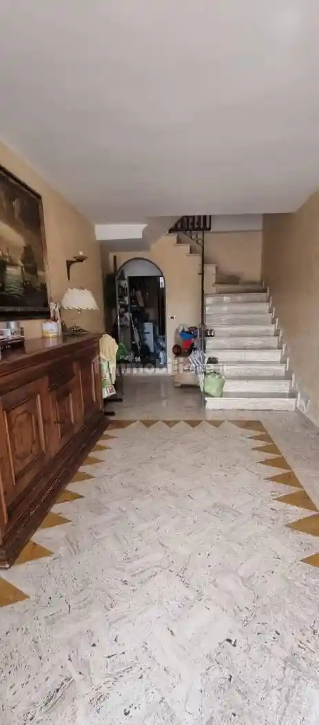 Casa indipendente in vendita a Folignano