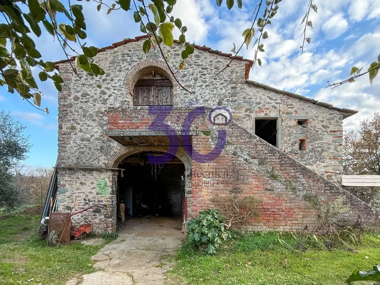 Rustico - Casale in vendita a Arezzo