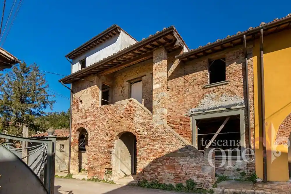 Villa in vendita a Casciana Terme Lari