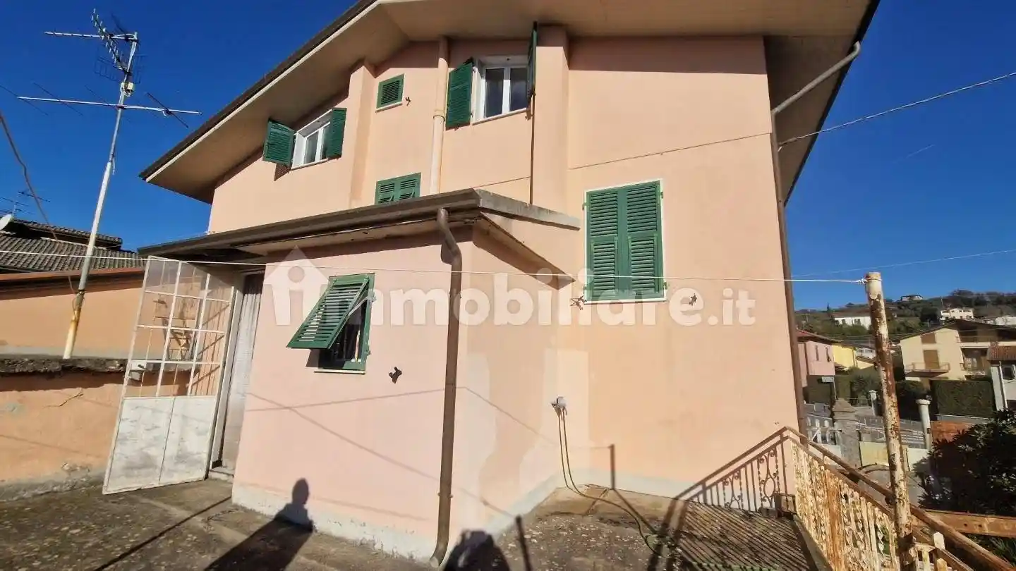 Casa indipendente in vendita a Aulla