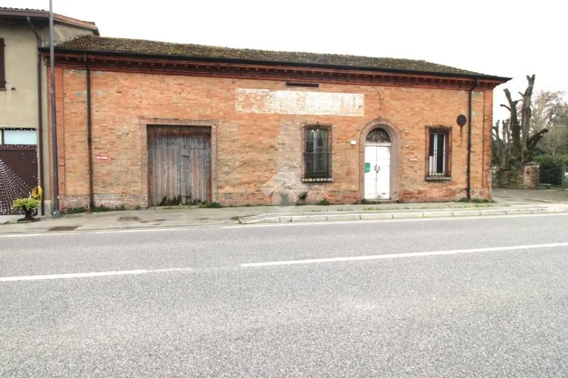 Casa indipendente in vendita a Forlì