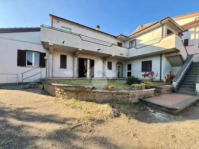Villa in vendita a Montefiascone
