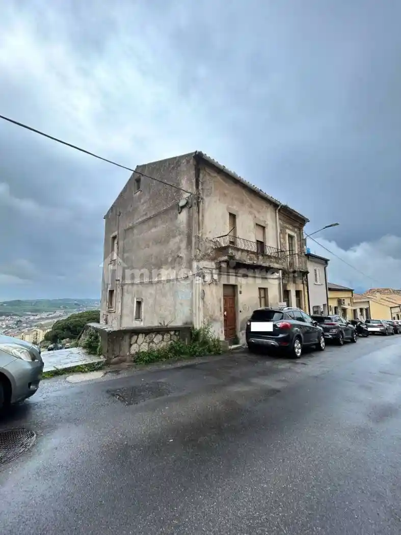 Palazzo - Edificio in Vendita - foto 3