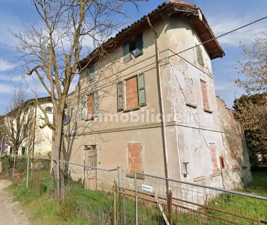 Terratetto unifamiliare 950 m², Aeroporto - Santa Croce, Reggio Emilia - foto 2