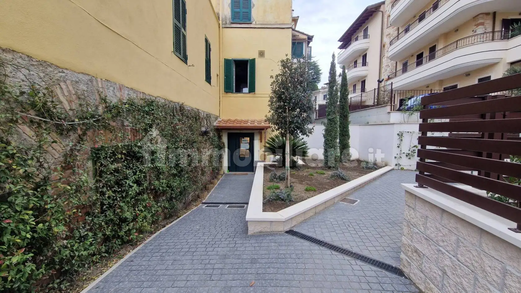 Appartamento in affitto a Grottaferrata