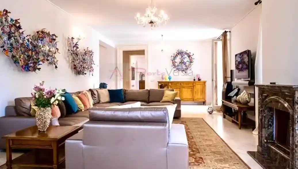 Villa in vendita a Forte dei Marmi