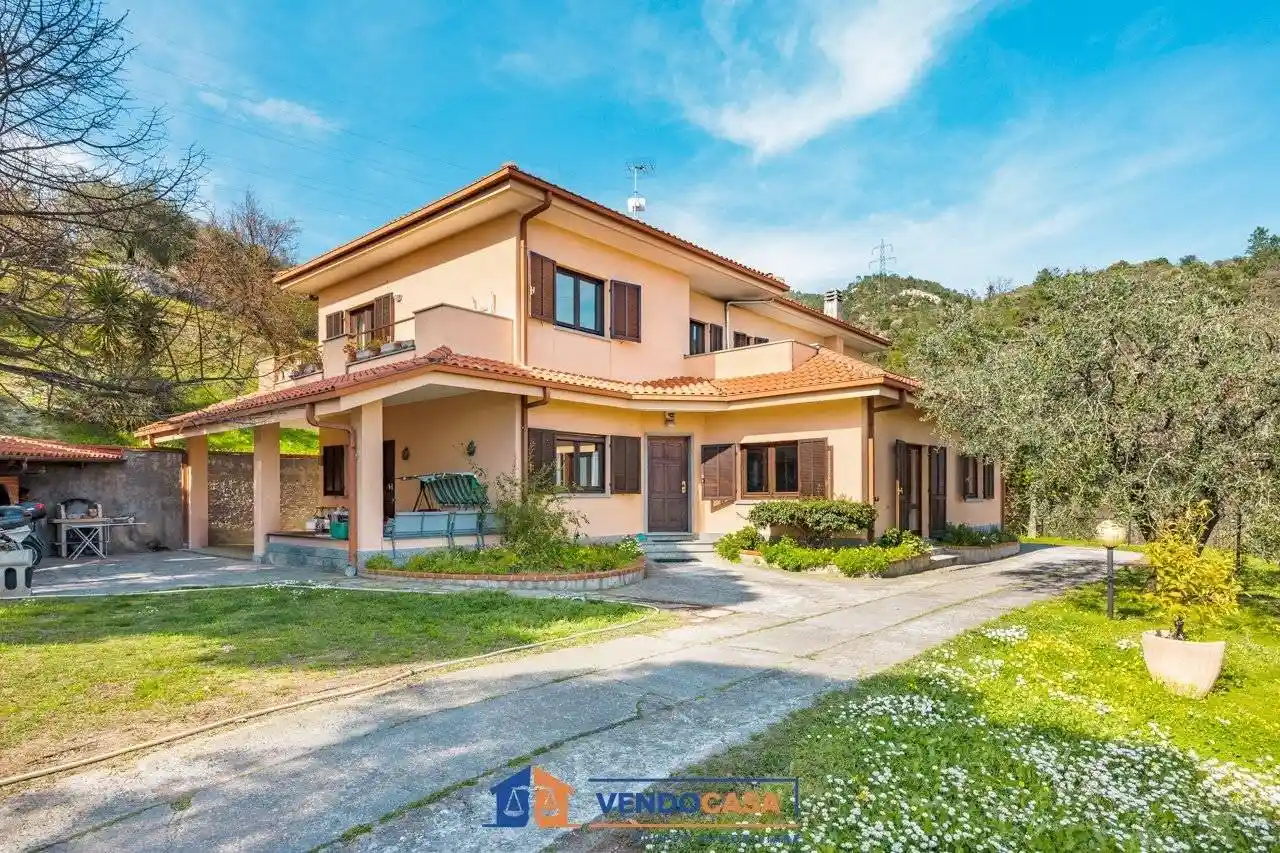 Villa in vendita a Loano