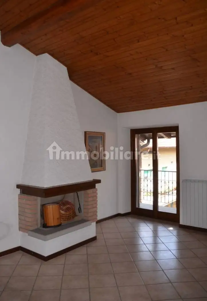 Appartamento in vendita a Borgo di Terzo