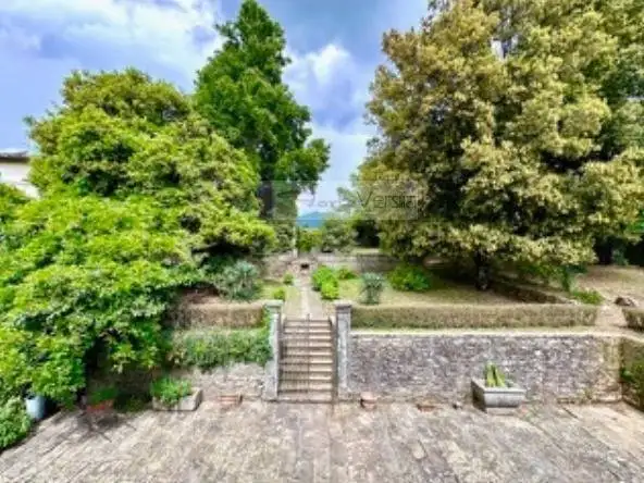Villa unifamiliare, buono stato, 1300 m², Castiglione di Garfagnana - foto 2