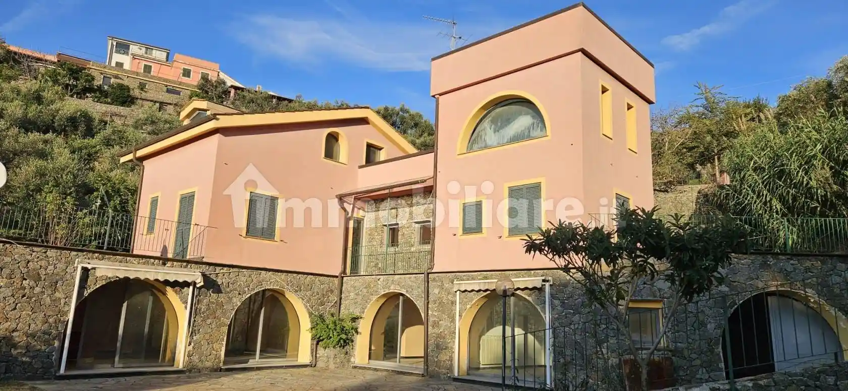 Villa in vendita a Savona