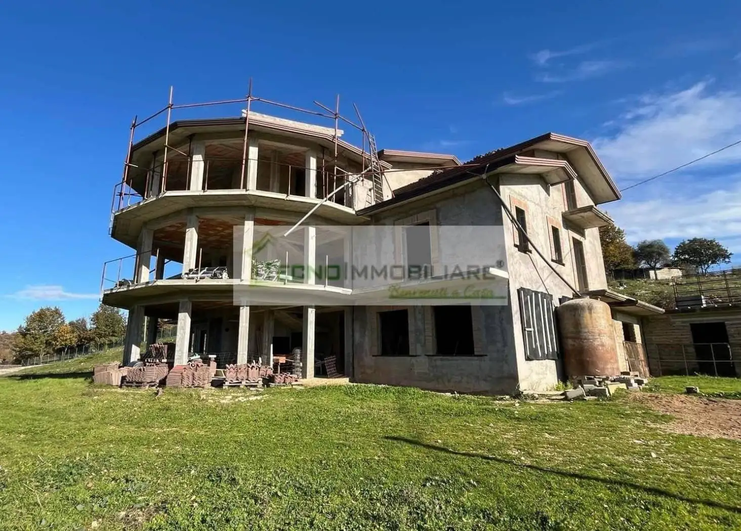 Palazzo - Edificio in vendita a Falvaterra