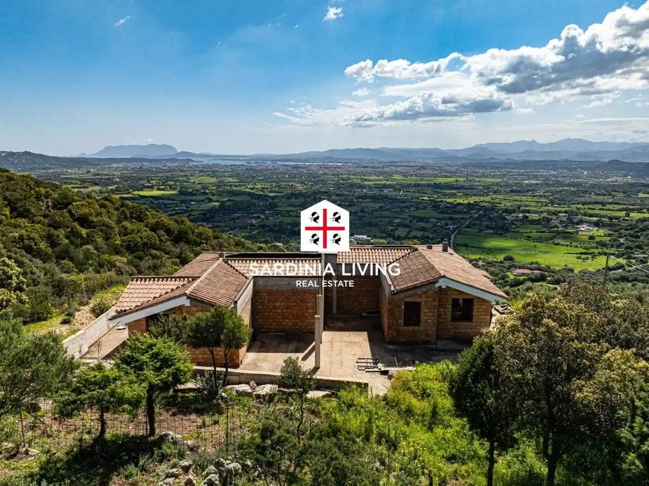 Villa unifamiliare 500 m², Santa Mariedda, Olbia - foto 2