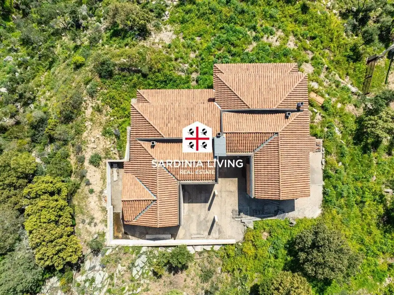 Villa unifamiliare 500 m², Santa Mariedda, Olbia - foto 4