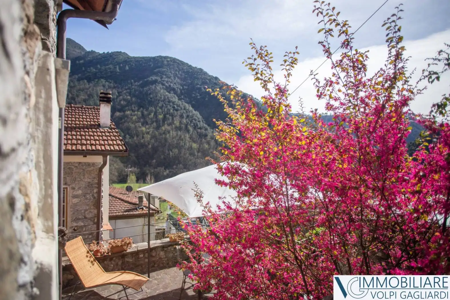 Appartamento in vendita a Rocchetta di Vara