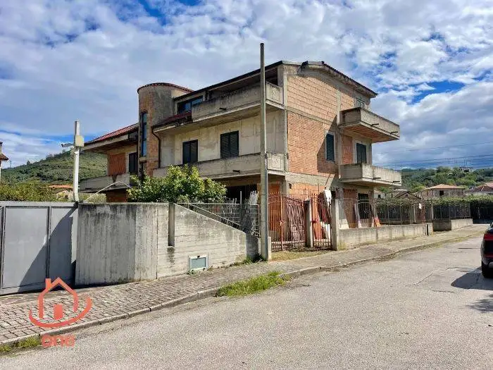 Villa in vendita a Castelnuovo Cilento