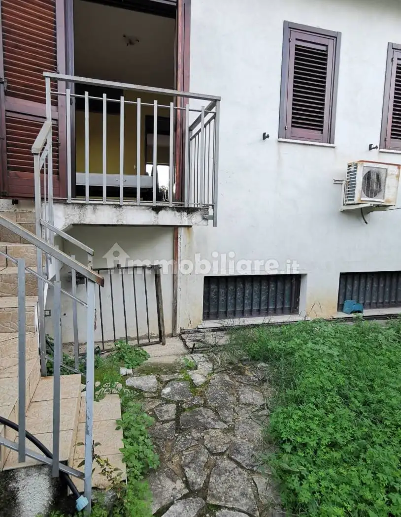 Appartamento in affitto a Soverato