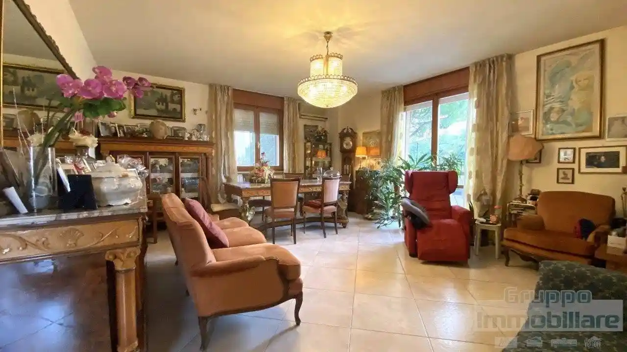 Villa in vendita a Pesaro