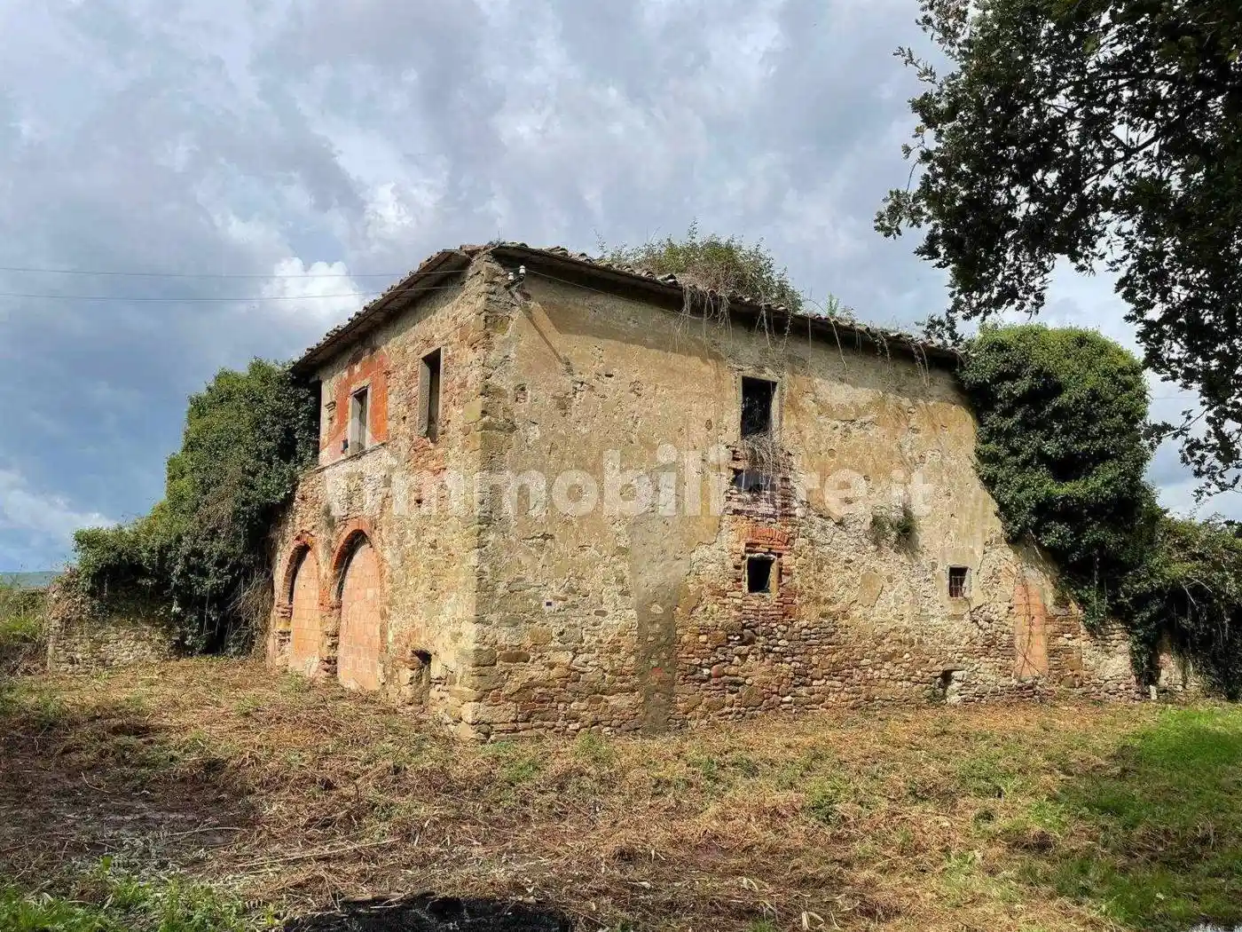 Rustico - Casale in vendita a Arezzo