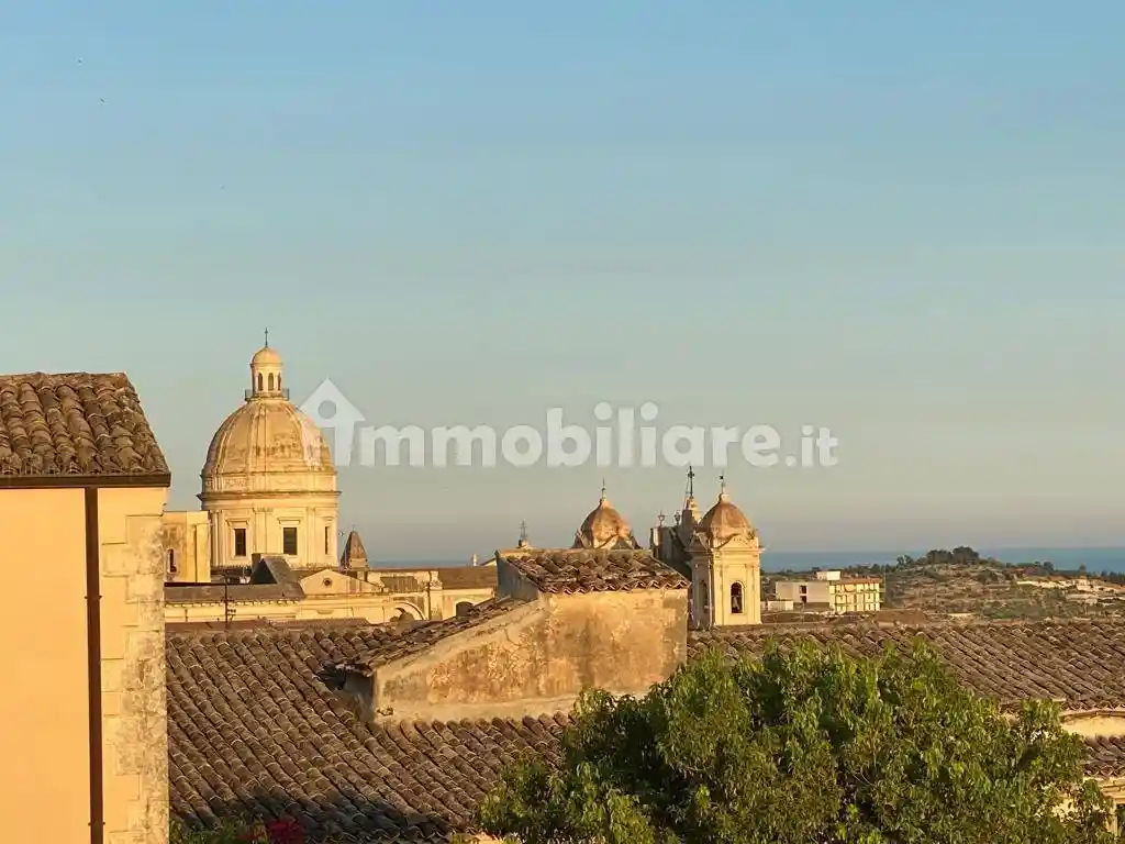 Appartamento in vendita a Noto