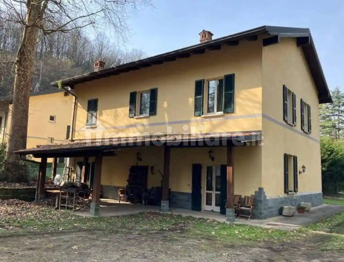 Appartamento in vendita a Carate Brianza