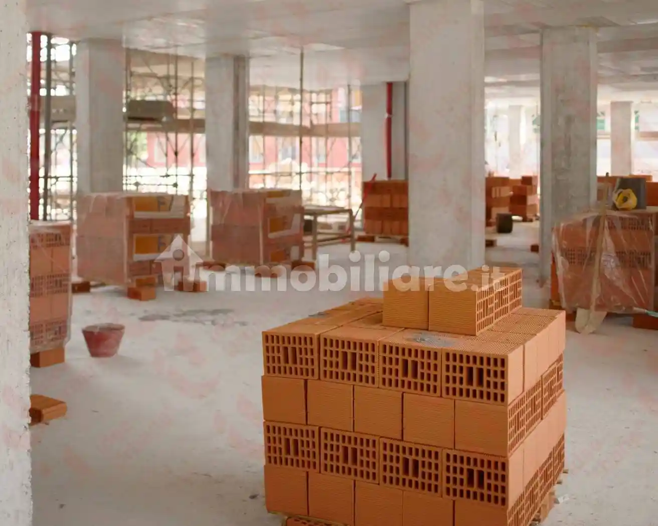 Quadrilocale nuovo, secondo piano, Pezzotti - Meda, Milano - foto 5