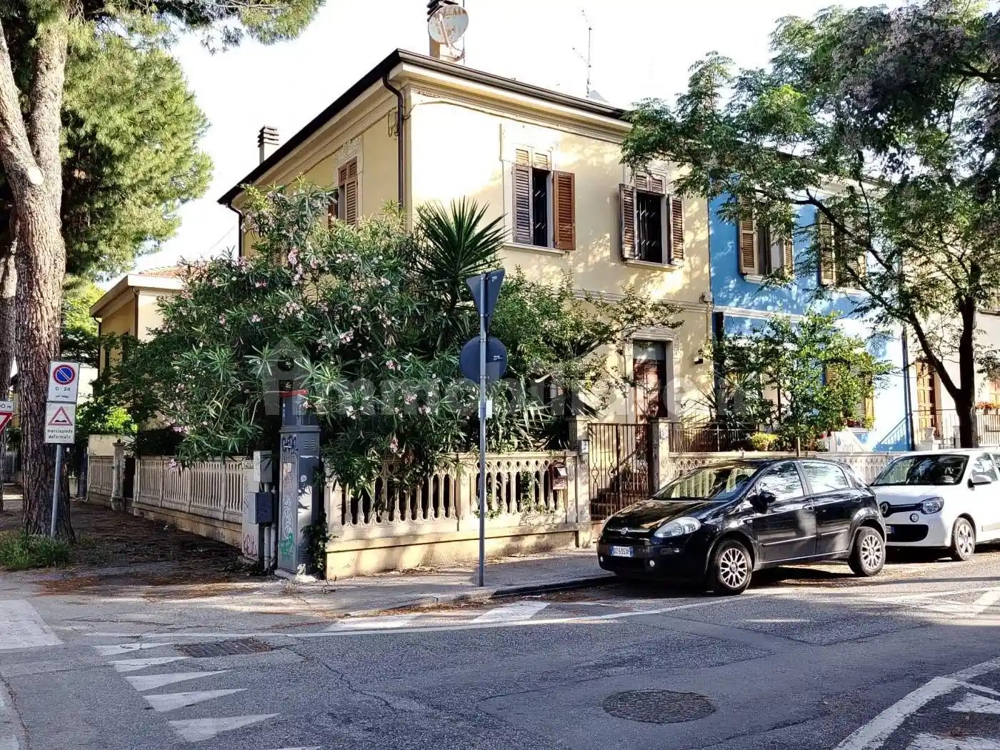 Casa indipendente in vendita a Pesaro