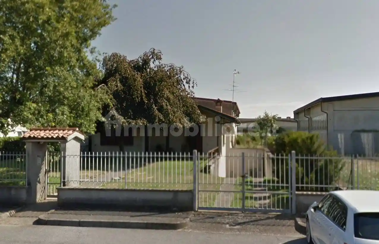 Villa in vendita a Verolanuova