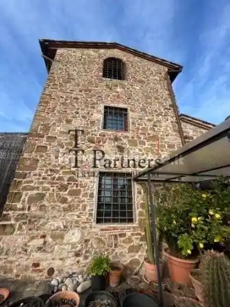 Casa indipendente in vendita a Firenze