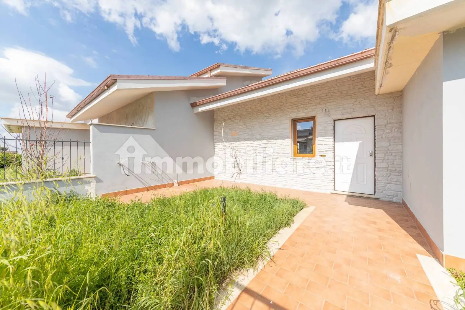 Villa bifamiliare in vendita a Roma