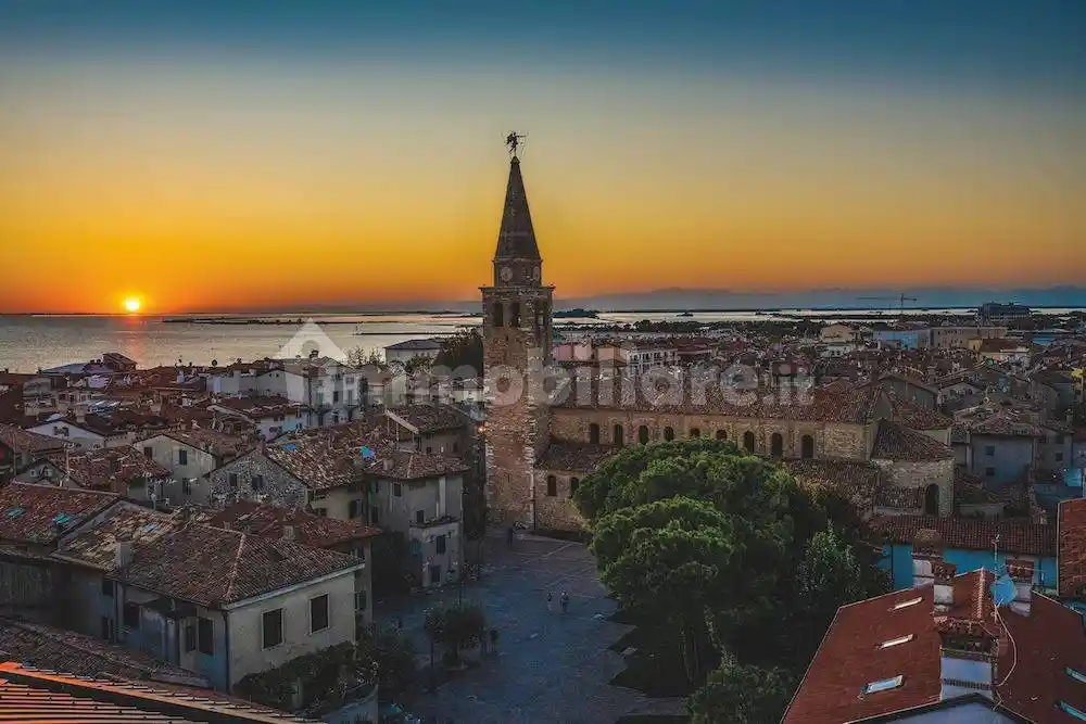 Appartamento in vendita a Grado