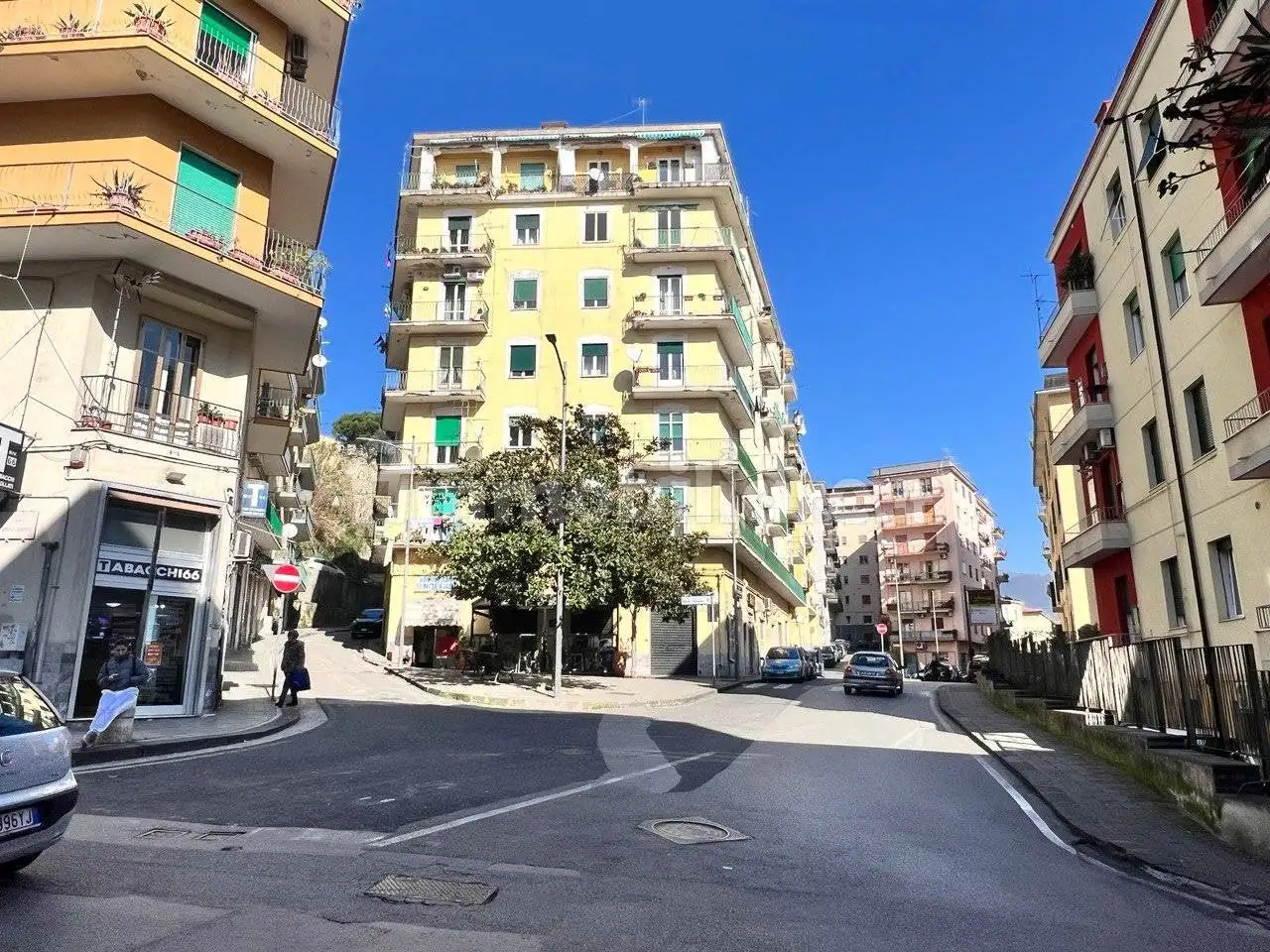 Appartamento in vendita a Salerno