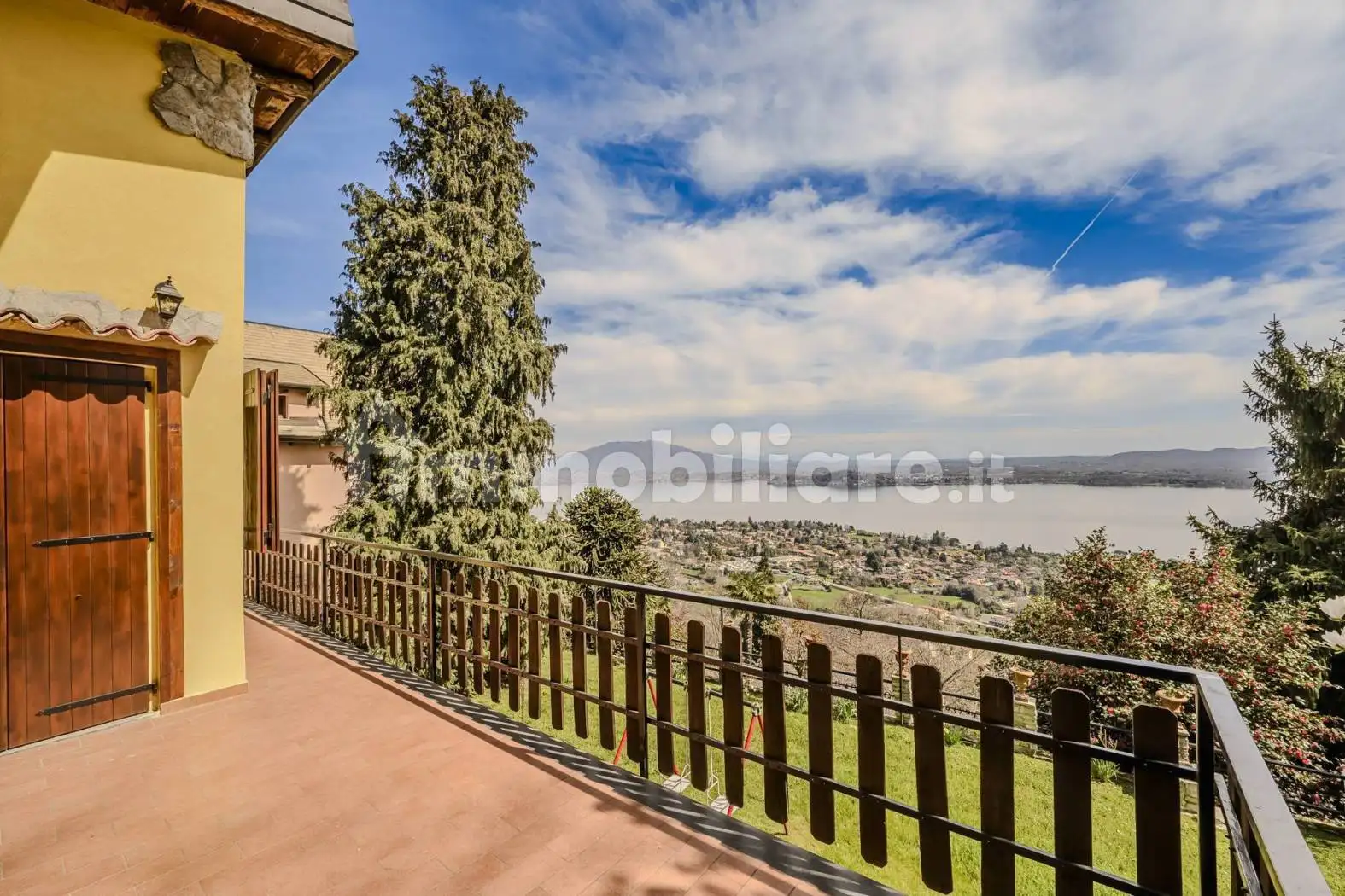 Villa in affitto a Massino Visconti