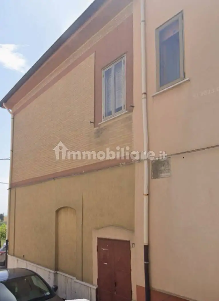 Terratetto unifamiliare via 24 Maggio 13, Chieuti - foto 2