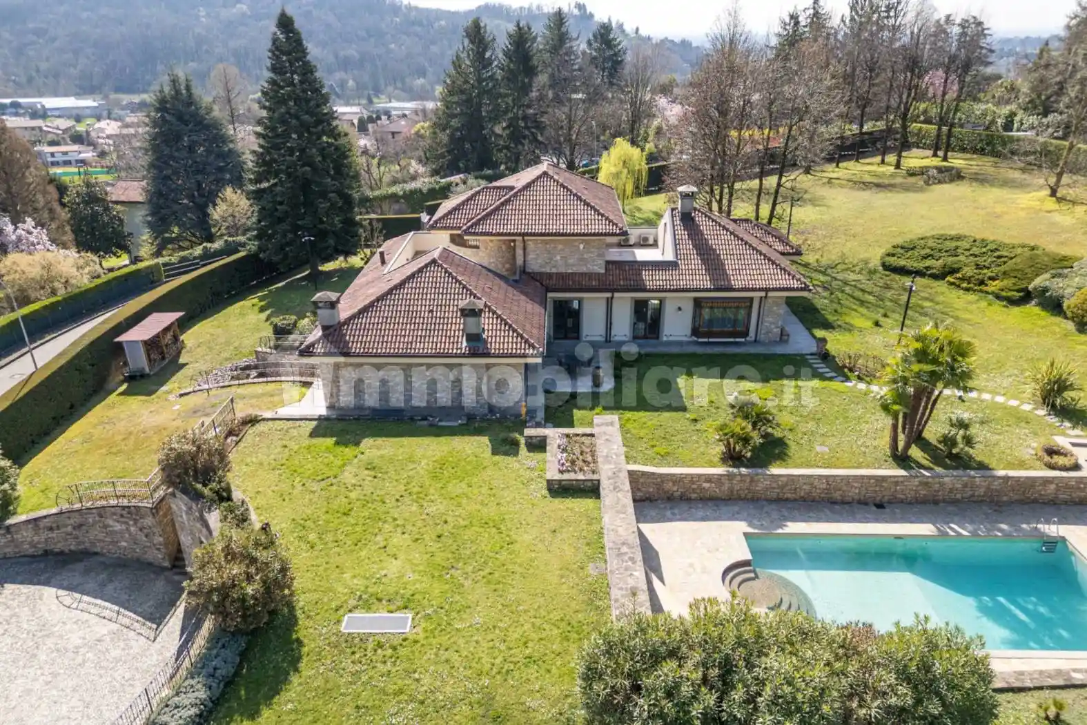 Villa in vendita a Sirtori