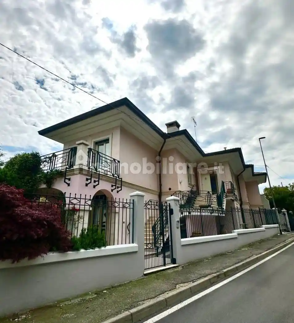 Villa in vendita a Lumezzane