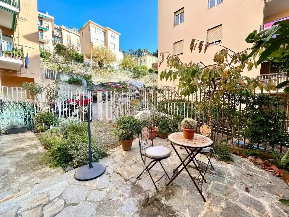 Appartamento in vendita a Genova