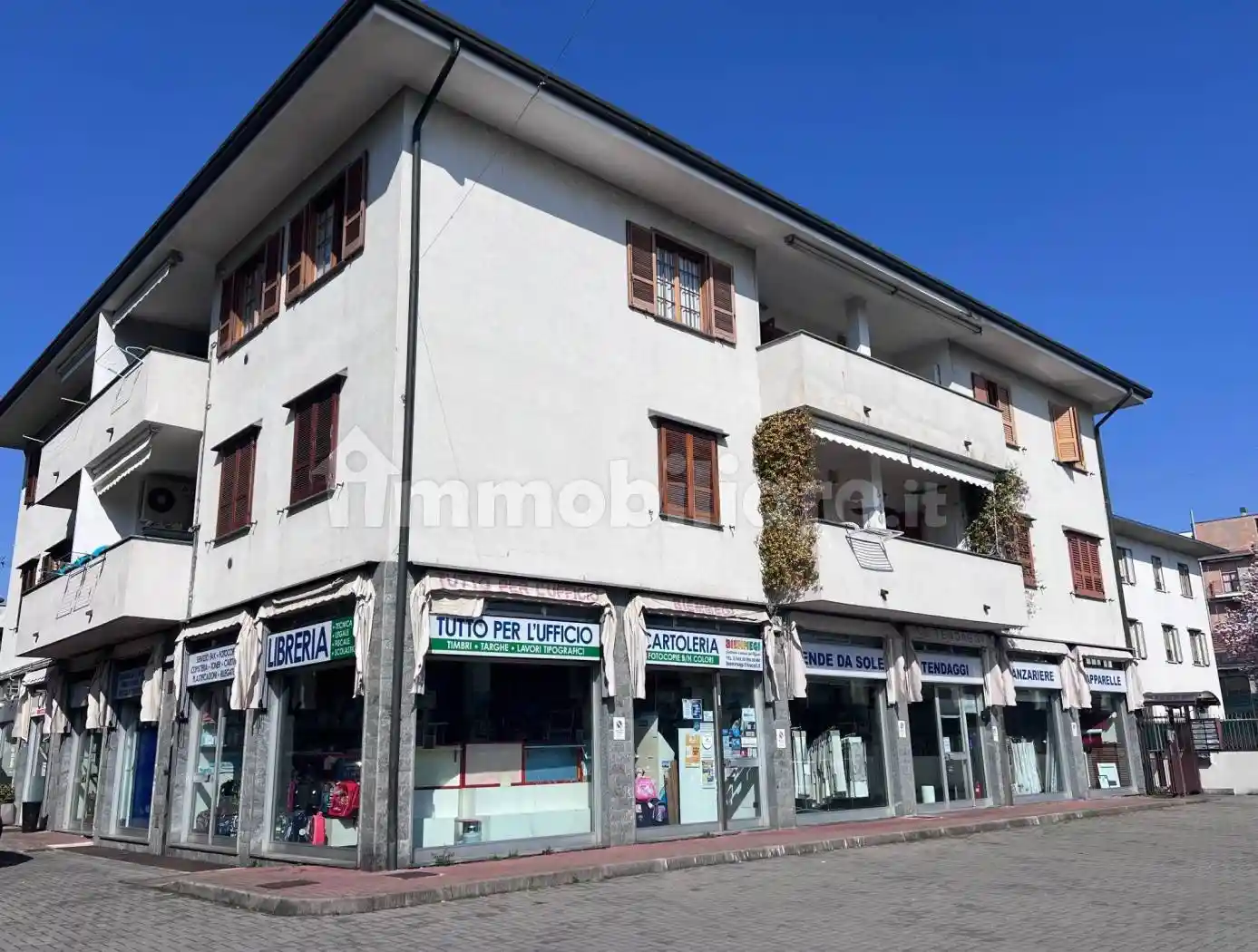 Appartamento in vendita a Garbagnate Milanese