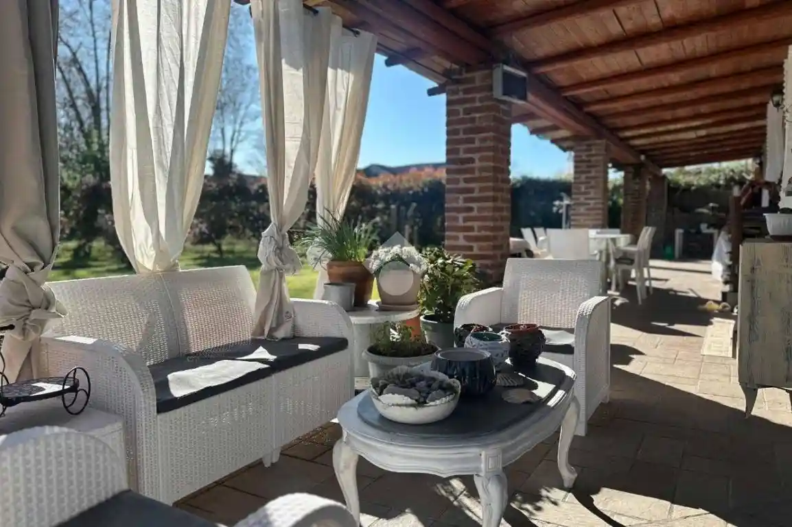 Casa indipendente in vendita a Crespiatica