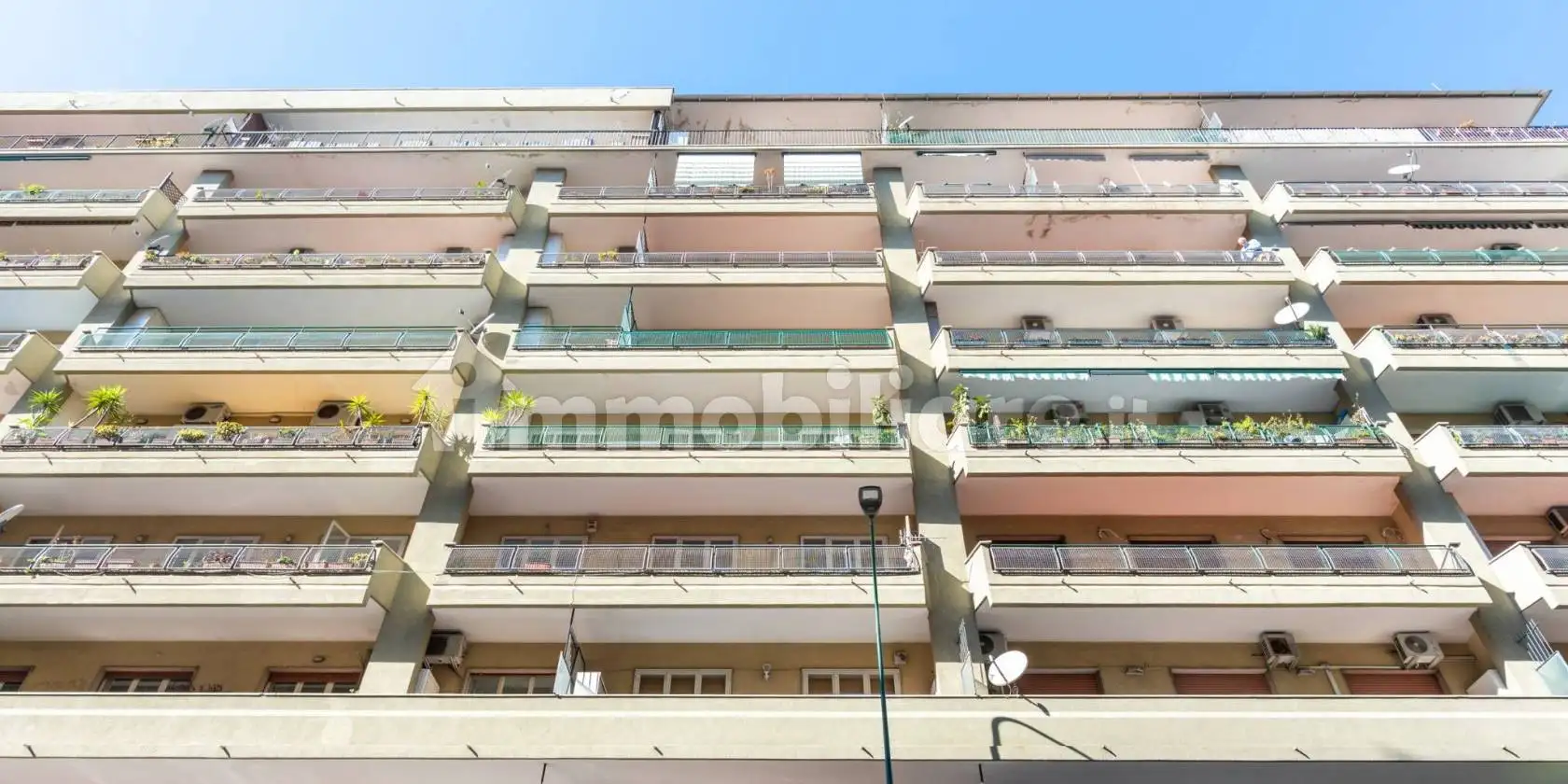 Appartamento in vendita a Napoli