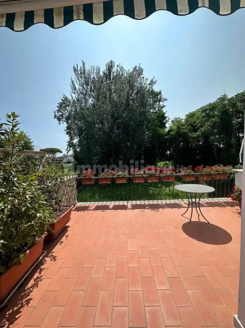 Casa indipendente in affitto a Forte dei Marmi