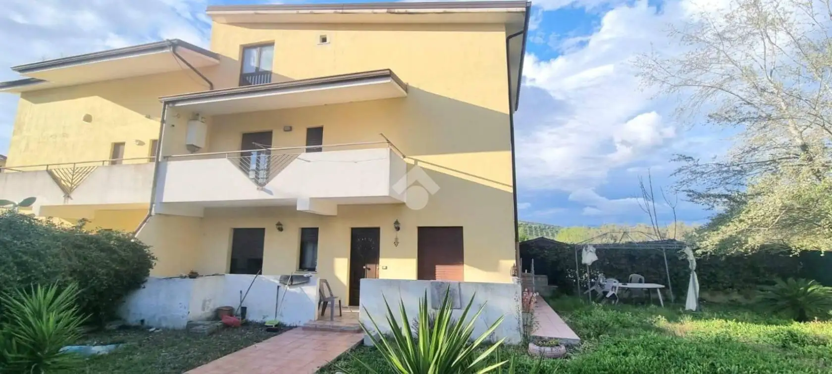 Villetta a schiera in vendita a San Floro