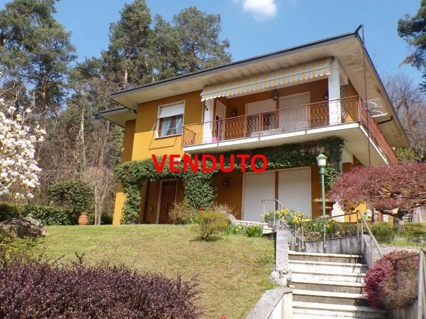 Villa in vendita a Vergiate