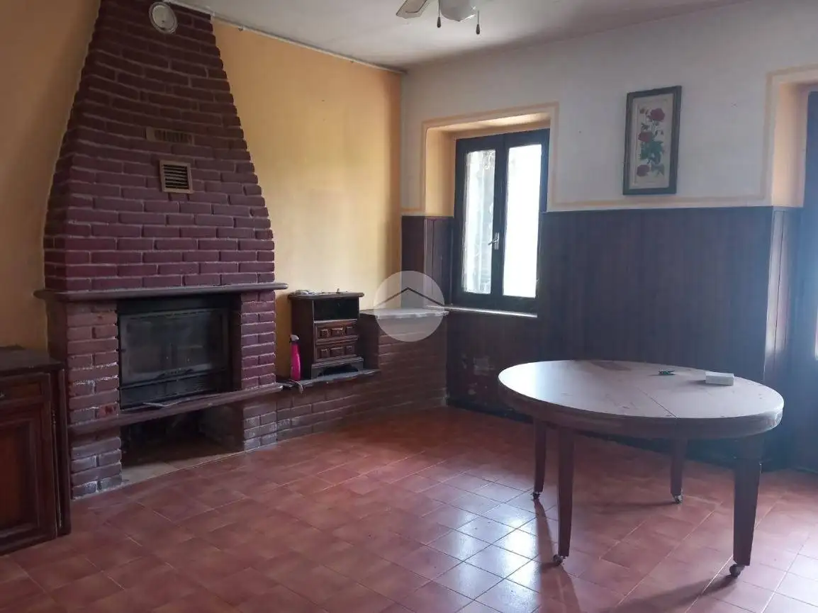 Casa colonica via Roma 262, Centro, Badia Pavese - foto 2