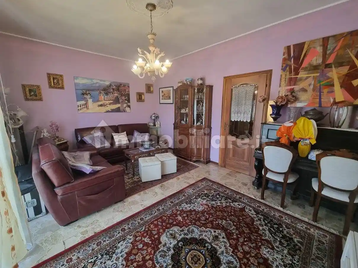 Appartamento in vendita a Varedo