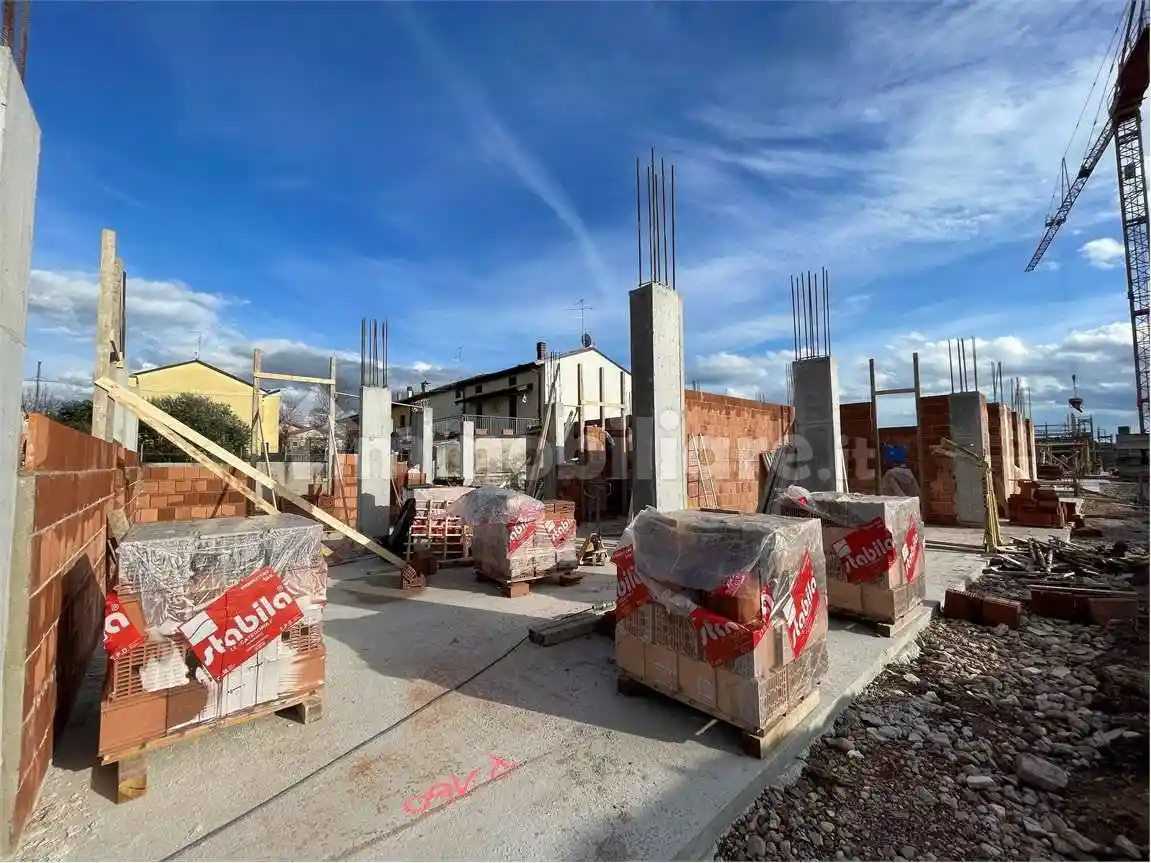 Appartamento in vendita a Castel d'Azzano