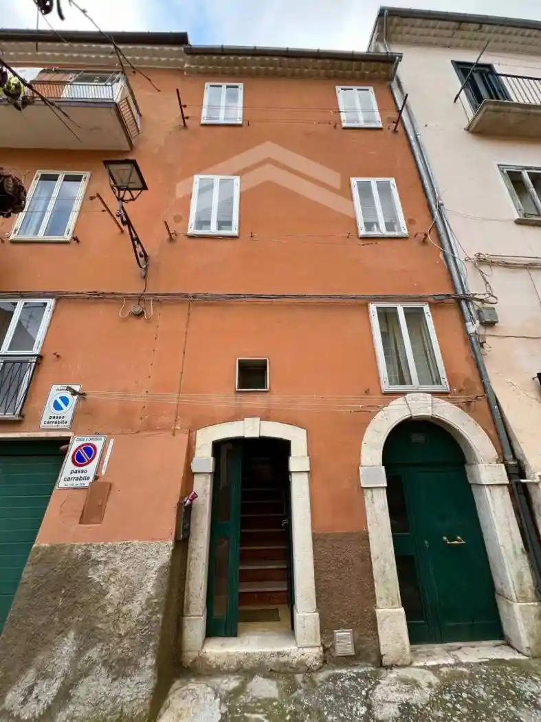 Palazzo - Edificio in vendita a Campobasso