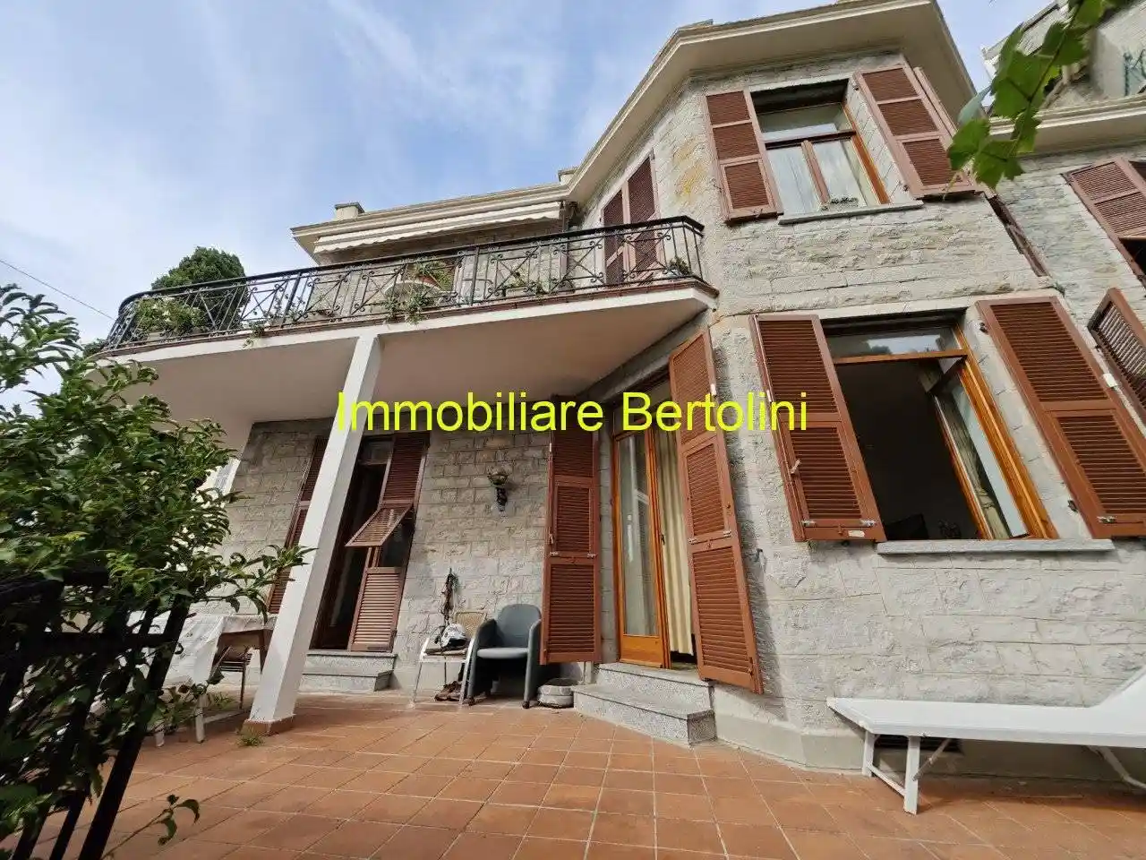 Villa in vendita a Bordighera