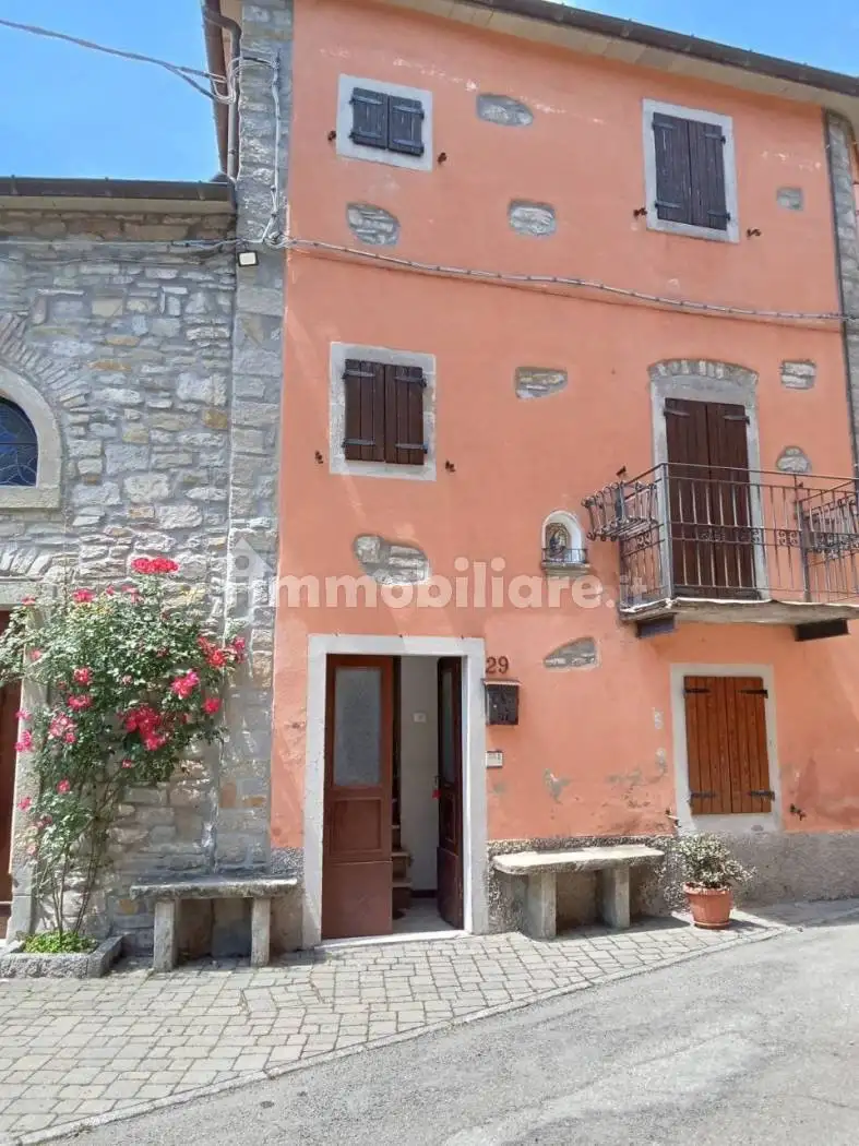 Casa indipendente in affitto a Monghidoro