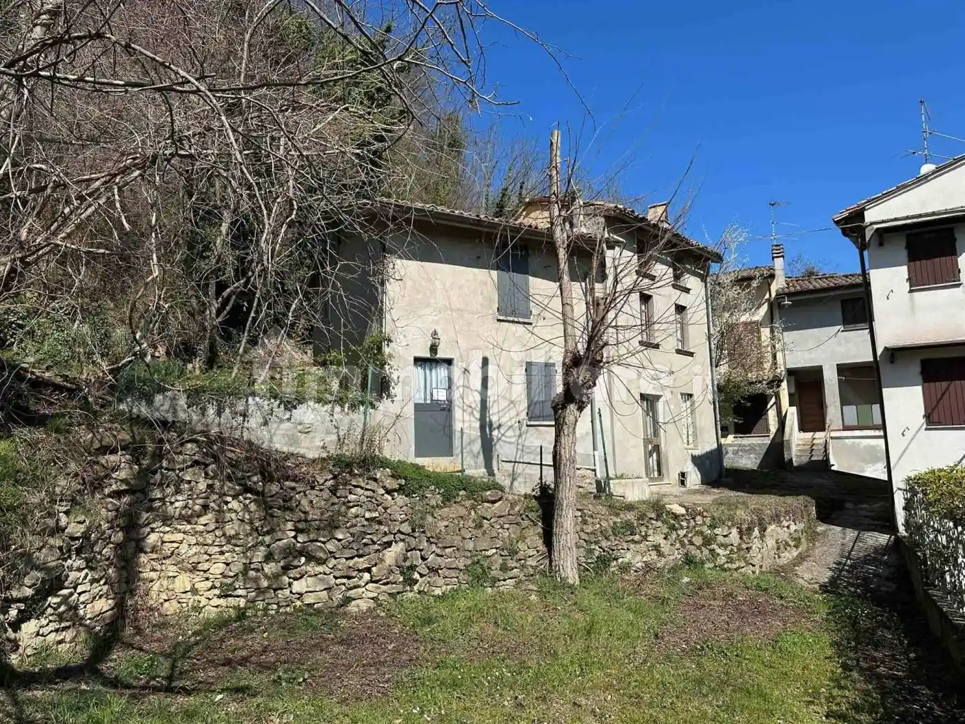 Casa indipendente in vendita a Gropparello