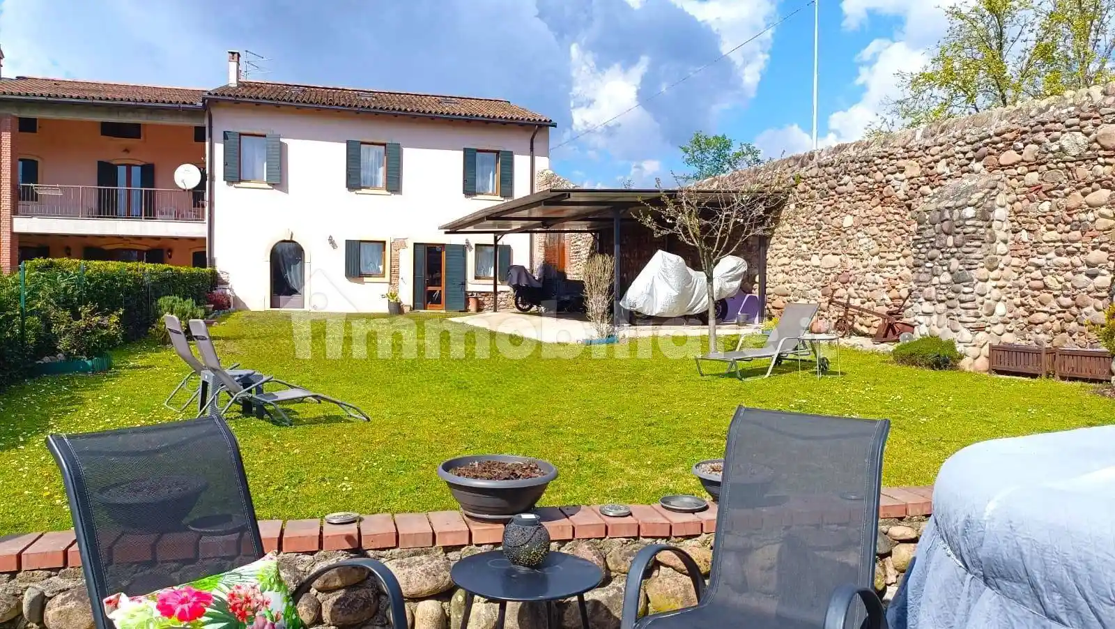 Casa indipendente in vendita a Bussolengo